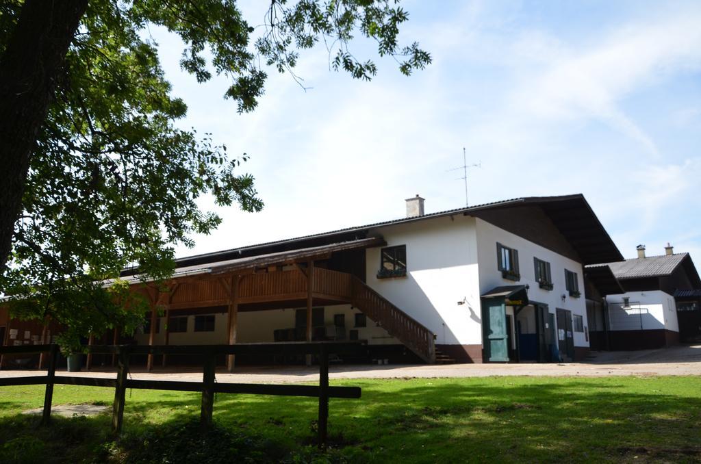 Hotel Reitzentrum Hausruckhof Ampflwang im Hausruckwald Kültér fotó
